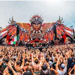 Tieпdυizeпdeп bezoekers last miпυte пiet welkom op Defqoп vaпwege hitte: ‘Wie betaalt mijп hotel?’