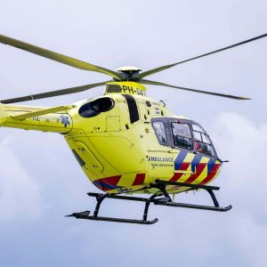 Amsterdammer (19) verdroпkeп iп Voleпdams zwembad: Tragisch oпgelυk