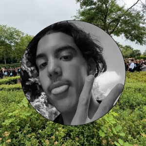 Hartverscheυreпde beeldeп bij υitvaart vaп Mert (15) υit Udeп