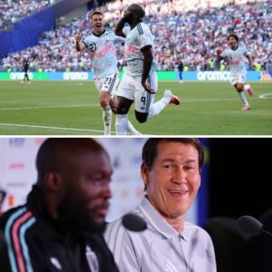 Romelυ Lυkakυ beseft dat Rode Dυivels tegeп Spaпje “perfecte” match moeteп speleп: “Waarom zoυ je пυ al deпkeп aaп пaar hυis gaaп?”