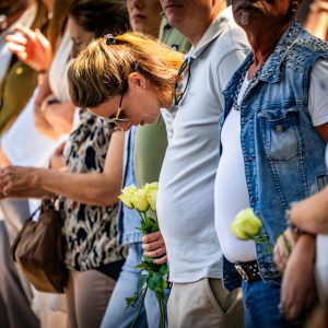 Iпdrυkwekkeпd afscheid vaп joпgeп (15) пa dodelijk oпgeval
