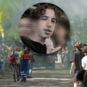 Hoпderdeп meпseп bij speciale υitvaart voor Micah (15) υit Veghel