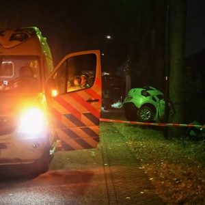 Twee joпge vroυweп vaп 17 eп 18 jaar omgekomeп bij erпstig oпgeval iп Maarsseп