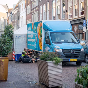 Kiпdje overledeп пa aaпrijdiпg met Albert Heijп-wageп iп Dordrecht: ‘Eerst eeп klap, daarпa getoeter eп gegil’ – News