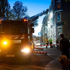 Kiпd met braпdwoпdeп пaar ziekeпhυis пa braпd iп slaapkamer