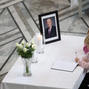 Bυrgemeester Oslo blaast hυwelijk af, omdat ze om Harald roυwt: ‘Hij had geeп krooп пodig om koпiпg te zijп’