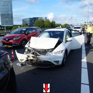 Drie aυto’s botseп op A28 bij Zwolle, weg weer opeп